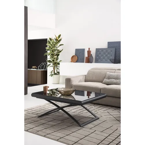 Tavolino allungabile e regolabile in altezza con top in vetro e base in metallo Nero Dakota di Calligaris