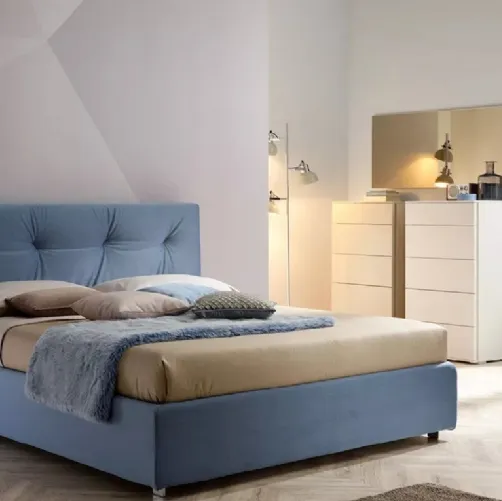 Letto in velluto con testiera imbottita e trapuntata SC220 di Moretti Compact