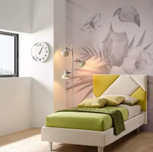 Letto singolo con testiera in tessuto trapuntata e imbottita SC202 di Moretti Compact