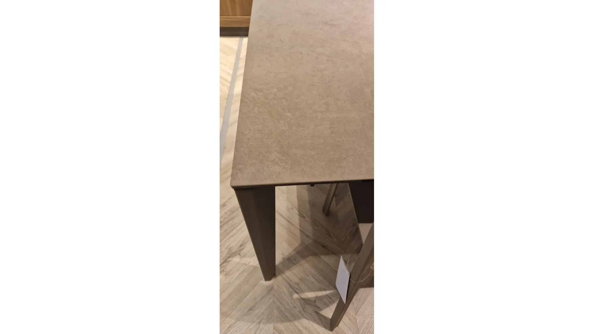 Tavolo modello PENTAGON