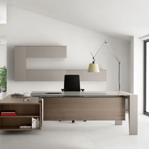 Scrivania Direzionale GO 01 in melaminico con top in vetro e gambe in metallo di Colombini Office